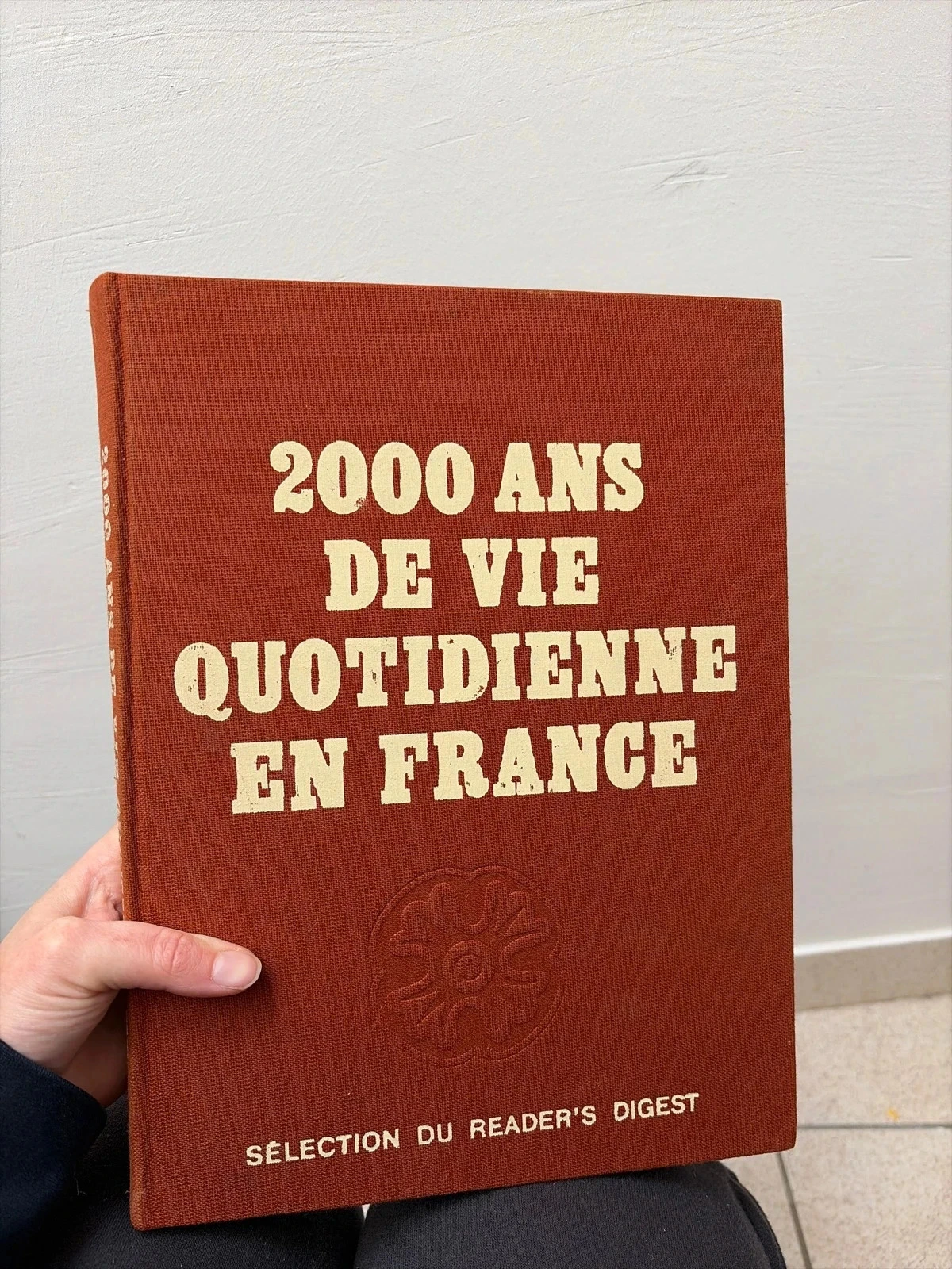 Livre 2000 ans de vie quotidienne en France